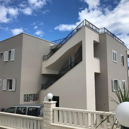 Apartment Lizzi. Trogir Kültér fotó