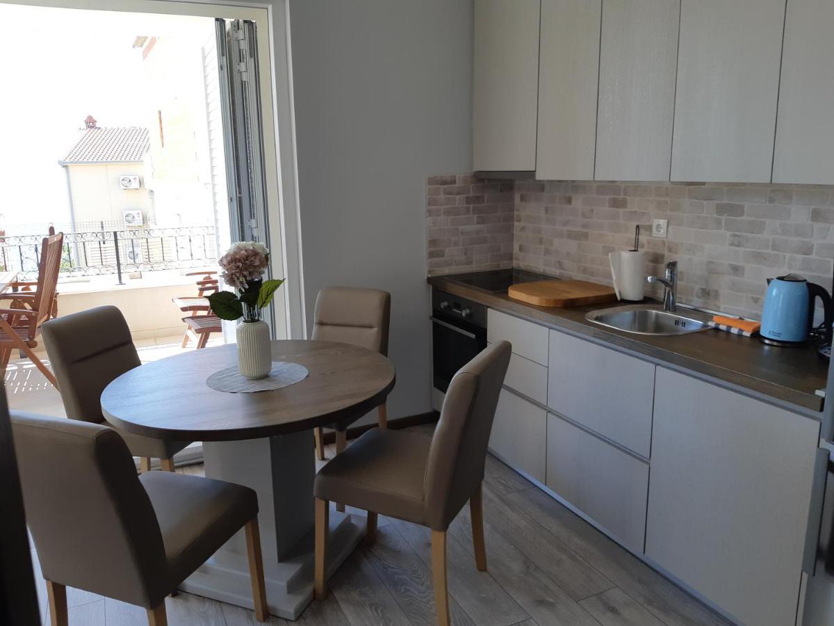 Apartment Lizzi. Trogir Kültér fotó